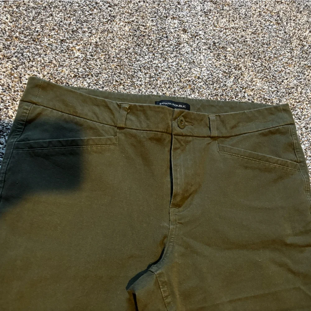 Banana Republic Khaki Green Trousers
